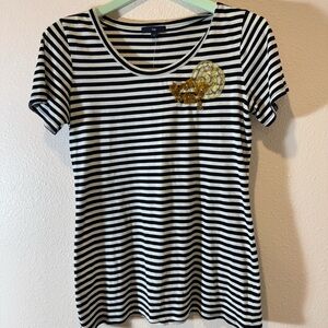GAP Navy & White Striped Tee w/Embellished Floral Gold Accent. Size Small NWT